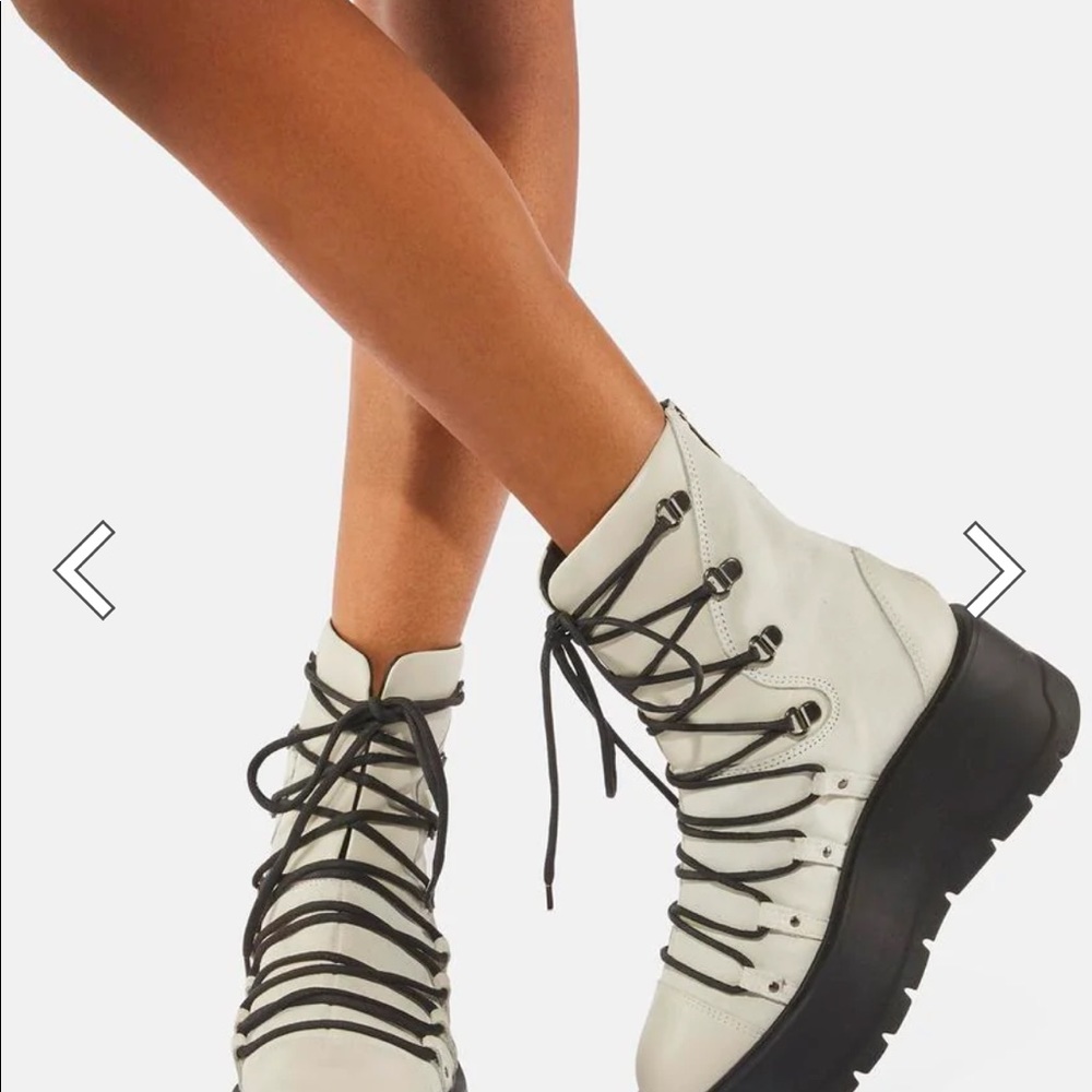 Free People Simone Wedge Platform Boots Heart Eyes  White Leather Size 41